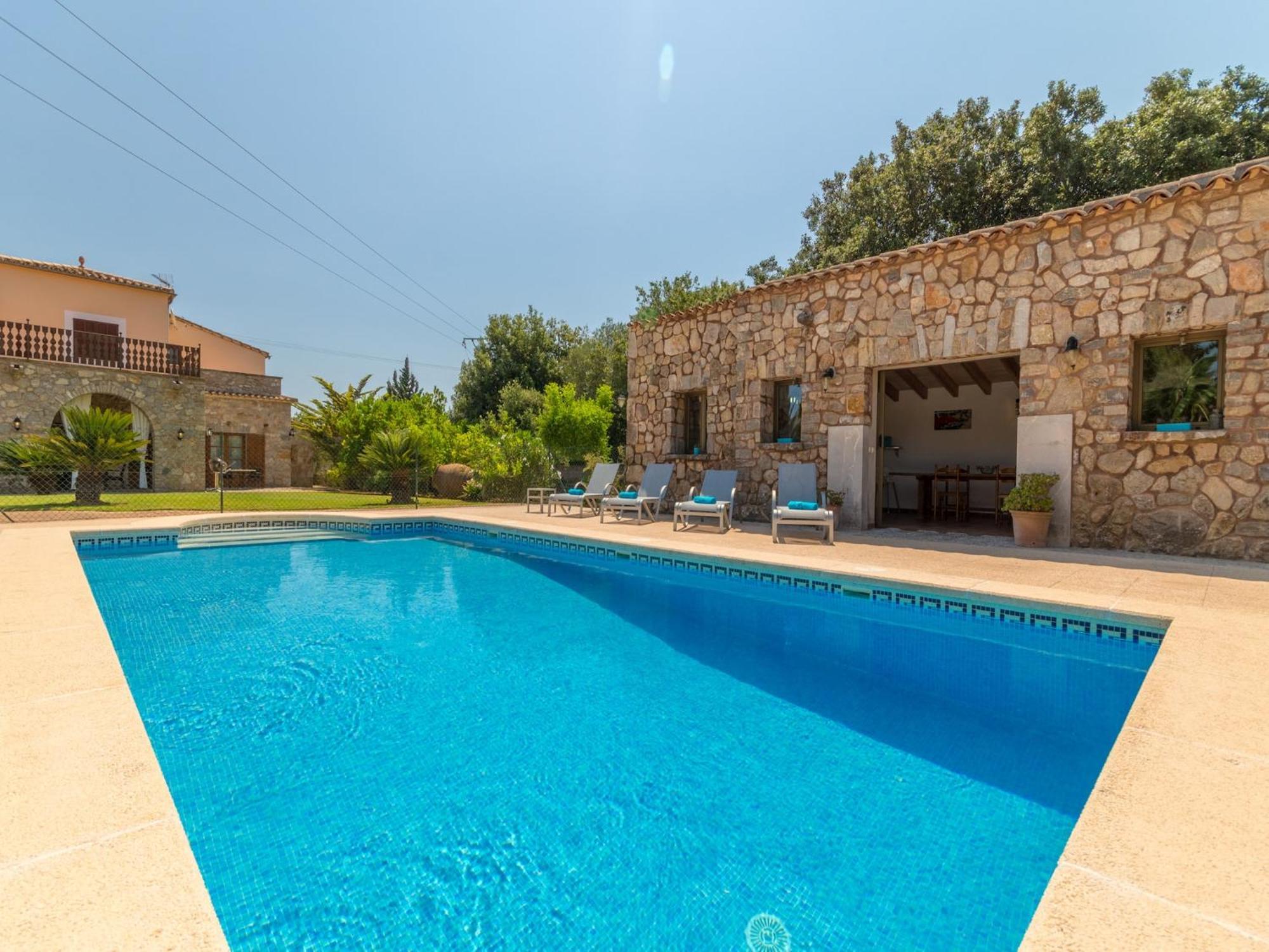 Charming In Holiday home